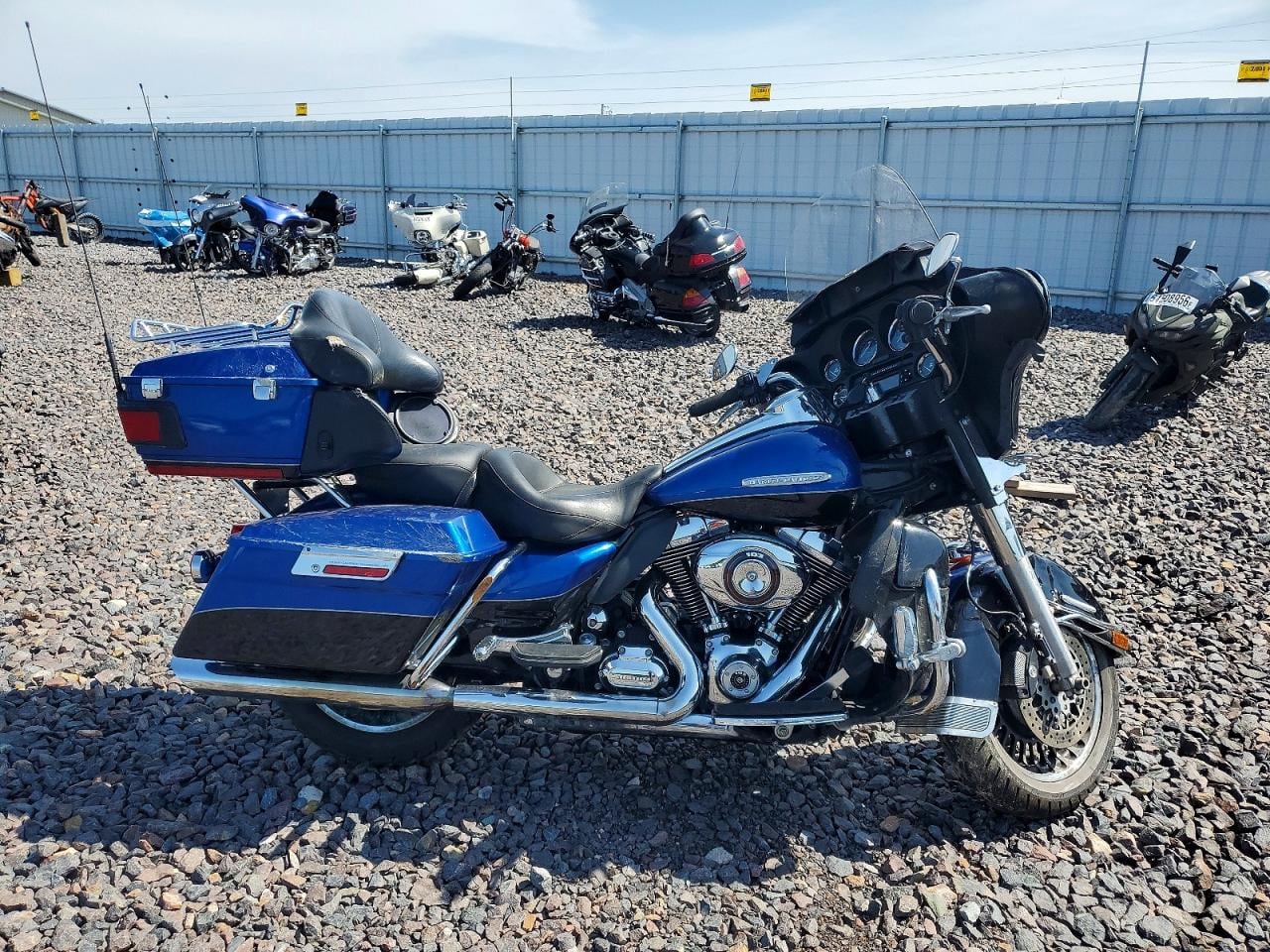 2010 HARLEY-DAVIDSON FL | 1HD1KEM10AB660848 | UPCARS