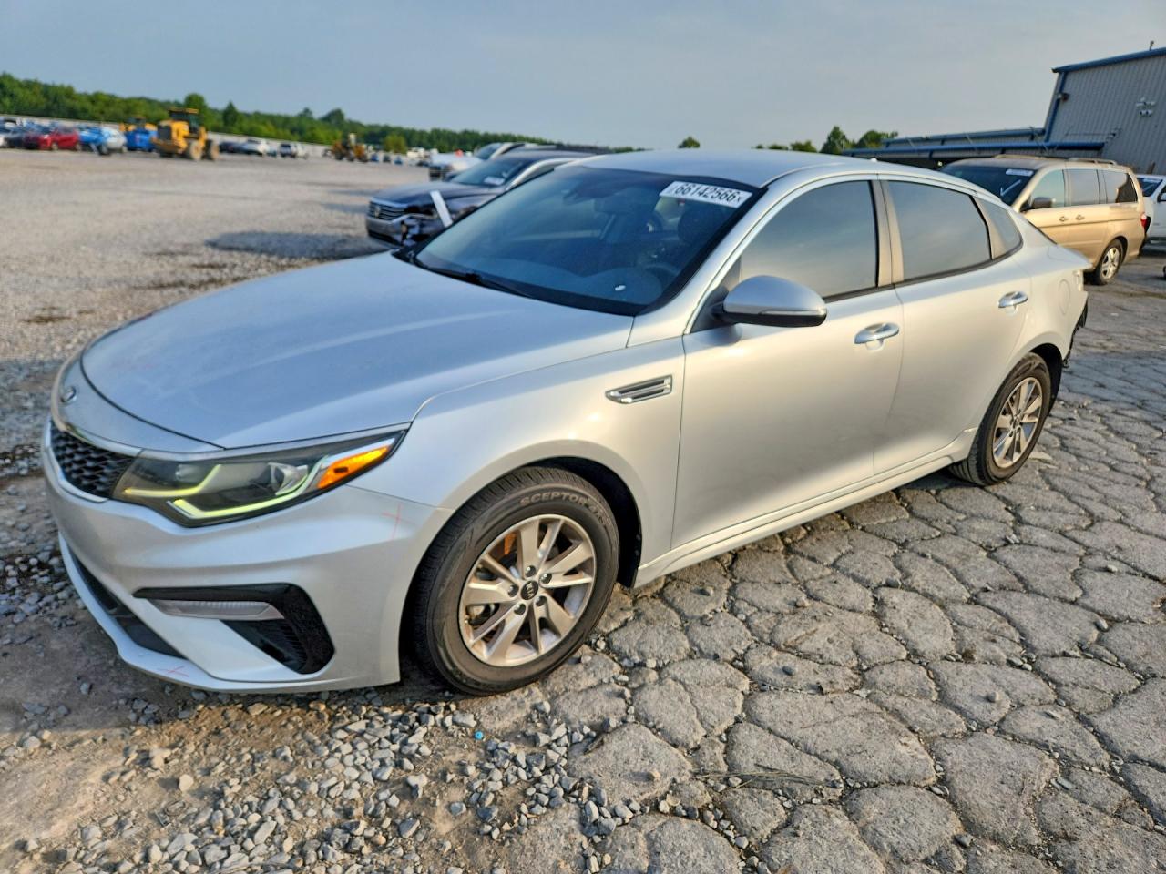 2019 KIA OPTIMA LX | 5XXGT4L33KG276905 | UPCARS