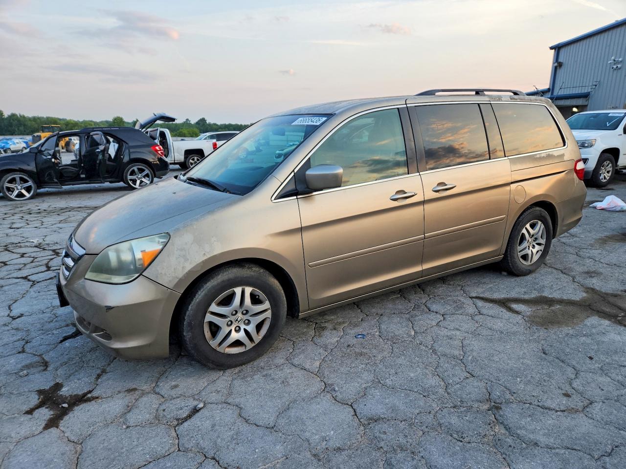 2005 HONDA ODYSSEY EX | 5FNRL38455B400118 | UPCARS