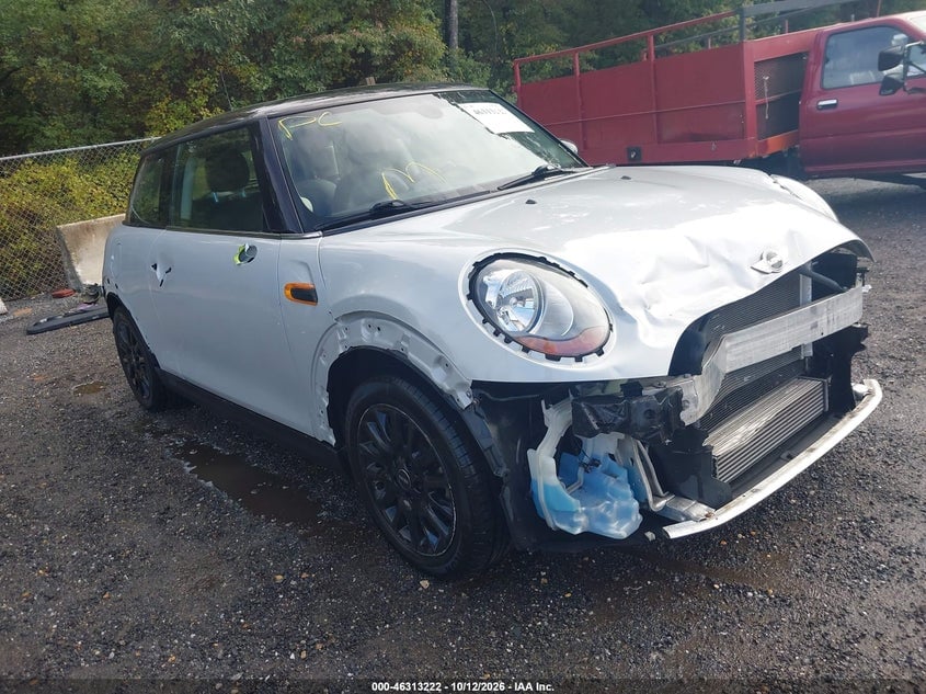 2016 MINI HARDTOP COOPER | WMWXP5C56G3B14849 | UPCARS