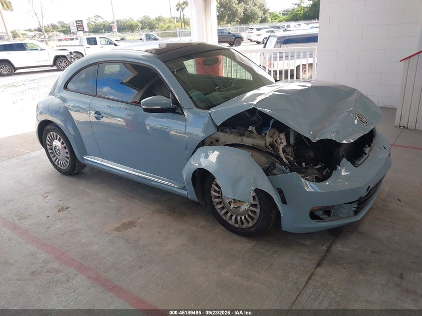 2013 VOLKSWAGEN BEETLE COUPE 2.5L W/SUN | 3VWJP7AT3DM690408 | UPCARS
