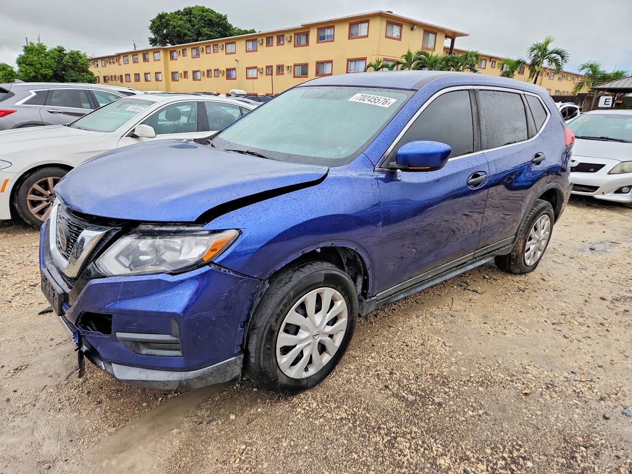 2018 NISSAN ROGUE S | KNMAT2MV7JP554495 | UPCARS