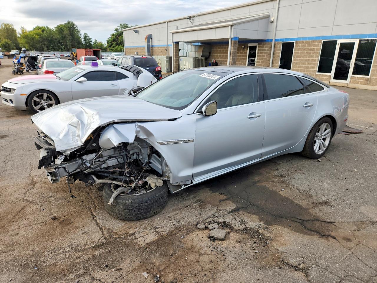 2011 JAGUAR XJ | SAJWA2GB7BLV20757 | UPCARS