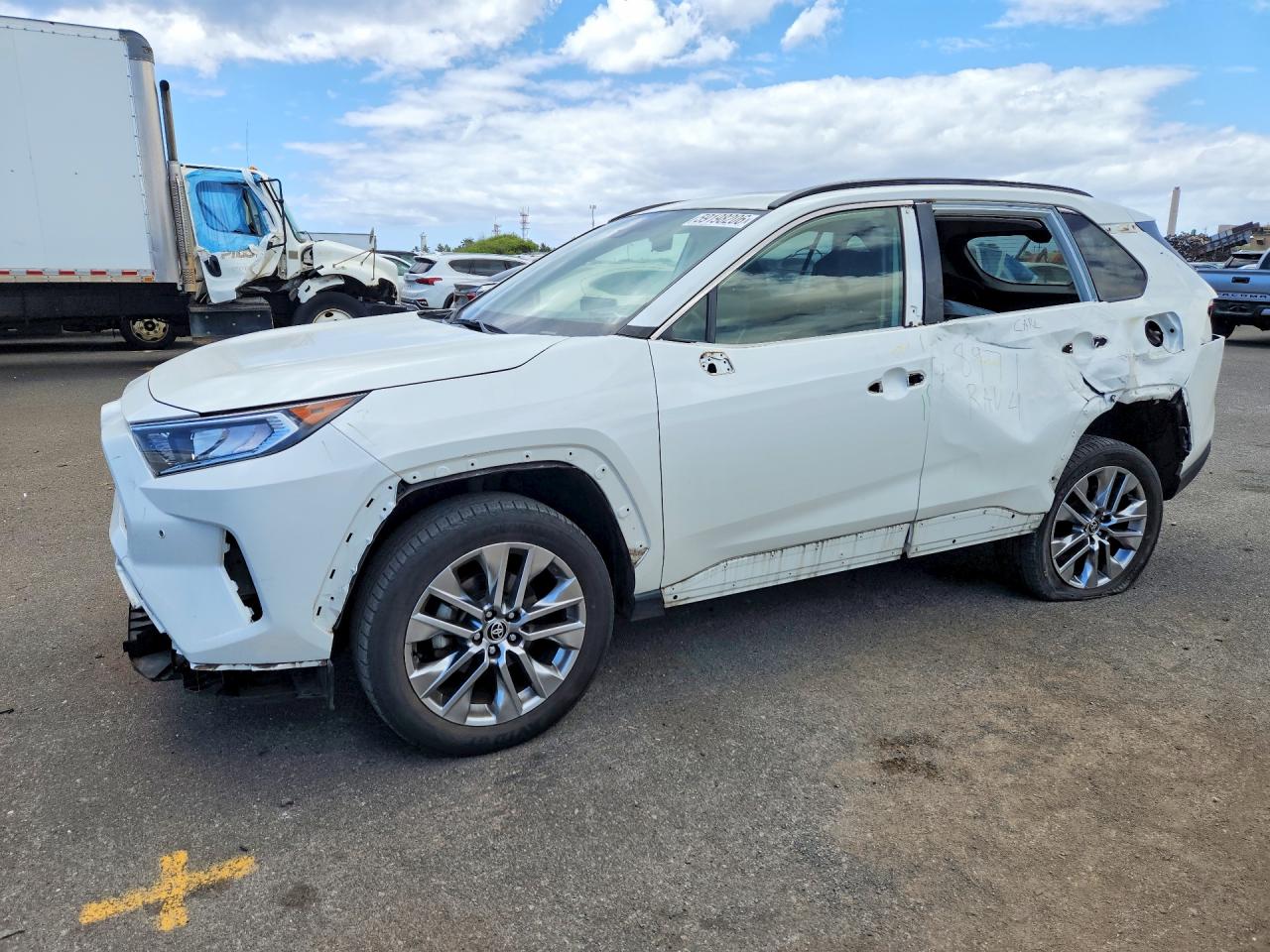 2021 TOYOTA RAV4 XLE PREMIUM | JTMC1RFV3MD072097 | UPCARS