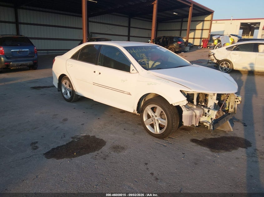 2014 TOYOTA CAMRY SE | 4T1BF1FK5EU463883 | UPCARS