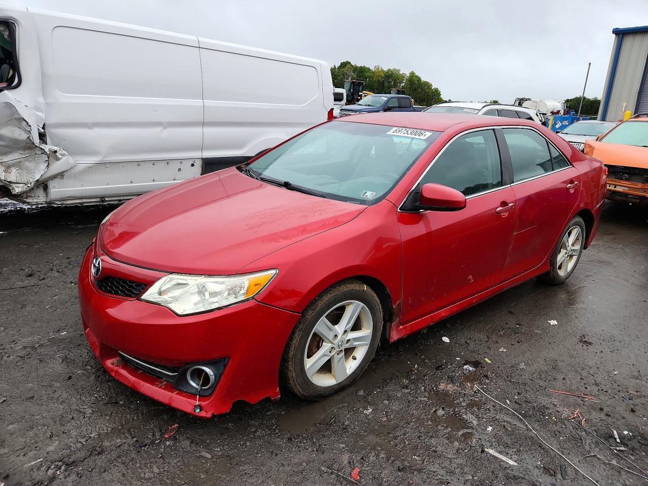 2014 TOYOTA CAMRY SE | 4T1BF1FK7EU829925 | UPCARS