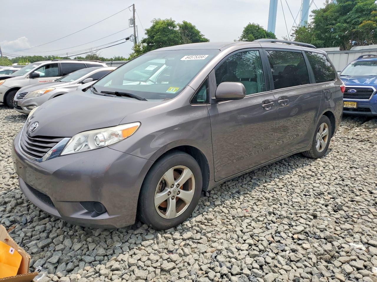 2015 TOYOTA SIENNA LE | 5TDKK3DC7FS552979 | UPCARS