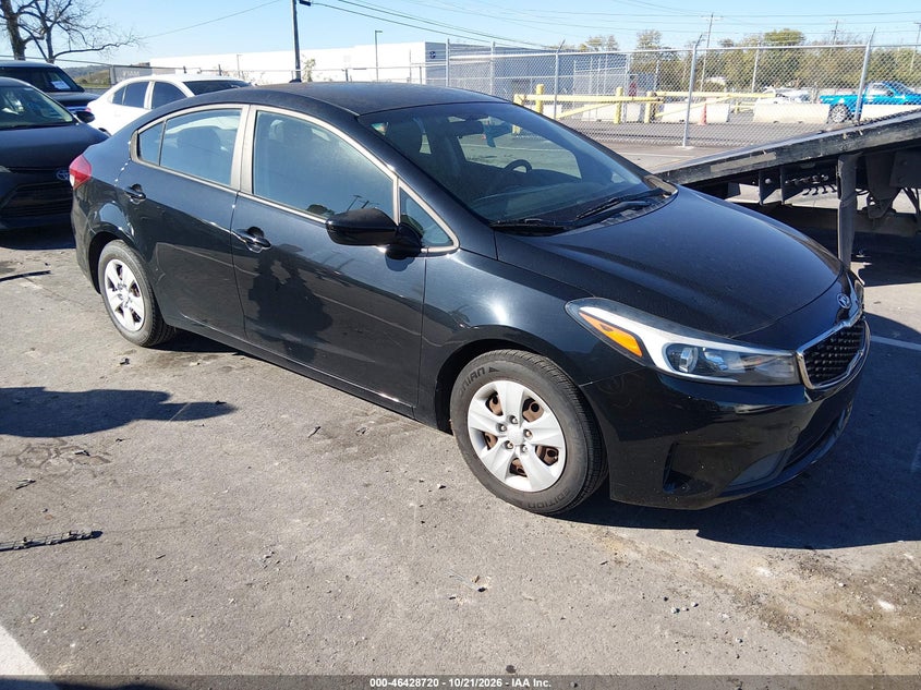 2017 KIA FORTE LX | 3KPFK4A75HE121102 | UPCARS