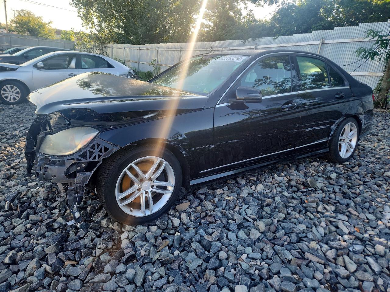 2014 MERCEDES-BENZ C-CLASS 300 4MATIC | WDDGF8AB5EG164098 | UPCARS