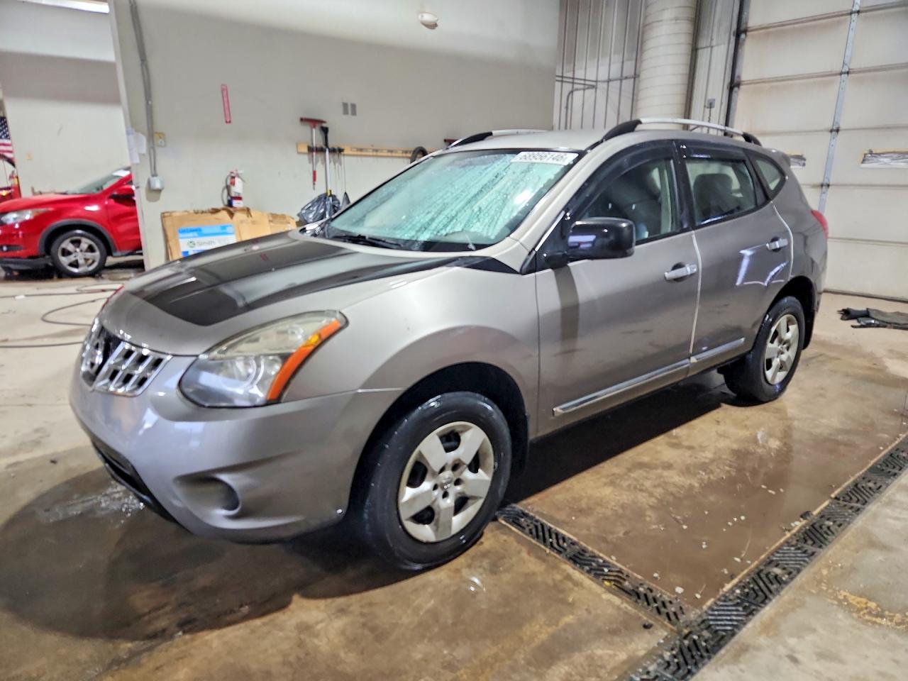 2014 NISSAN ROGUE S | JN8AS5MT4EW618060 | UPCARS