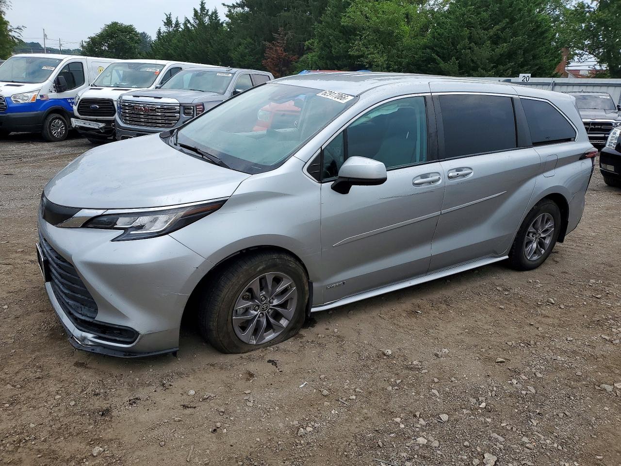 2021 TOYOTA SIENNA LE | 5TDKRKEC7MS039006 | UPCARS