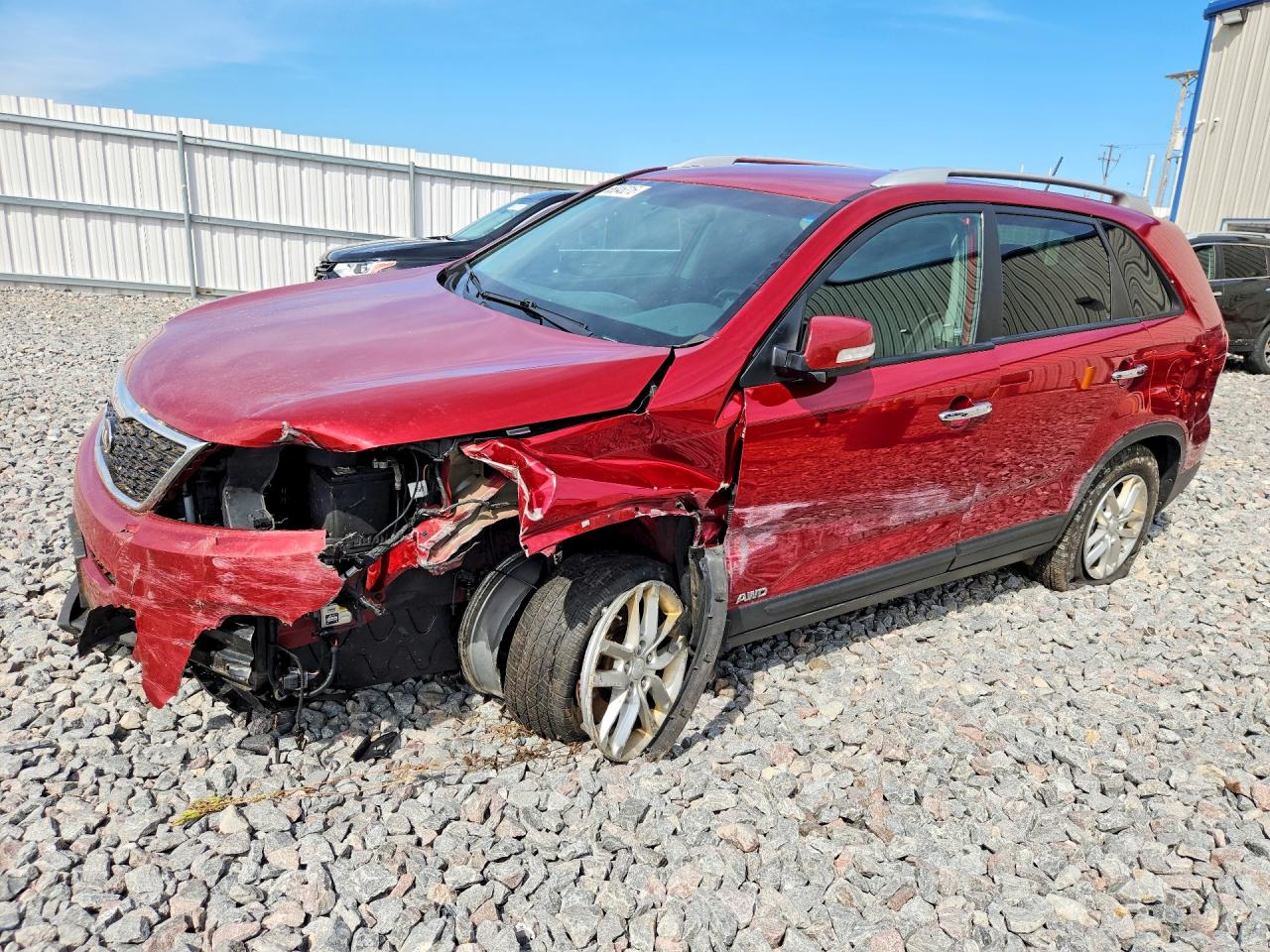 2015 KIA SORENTO LX | 5XYKTCA60FG642838 | UPCARS