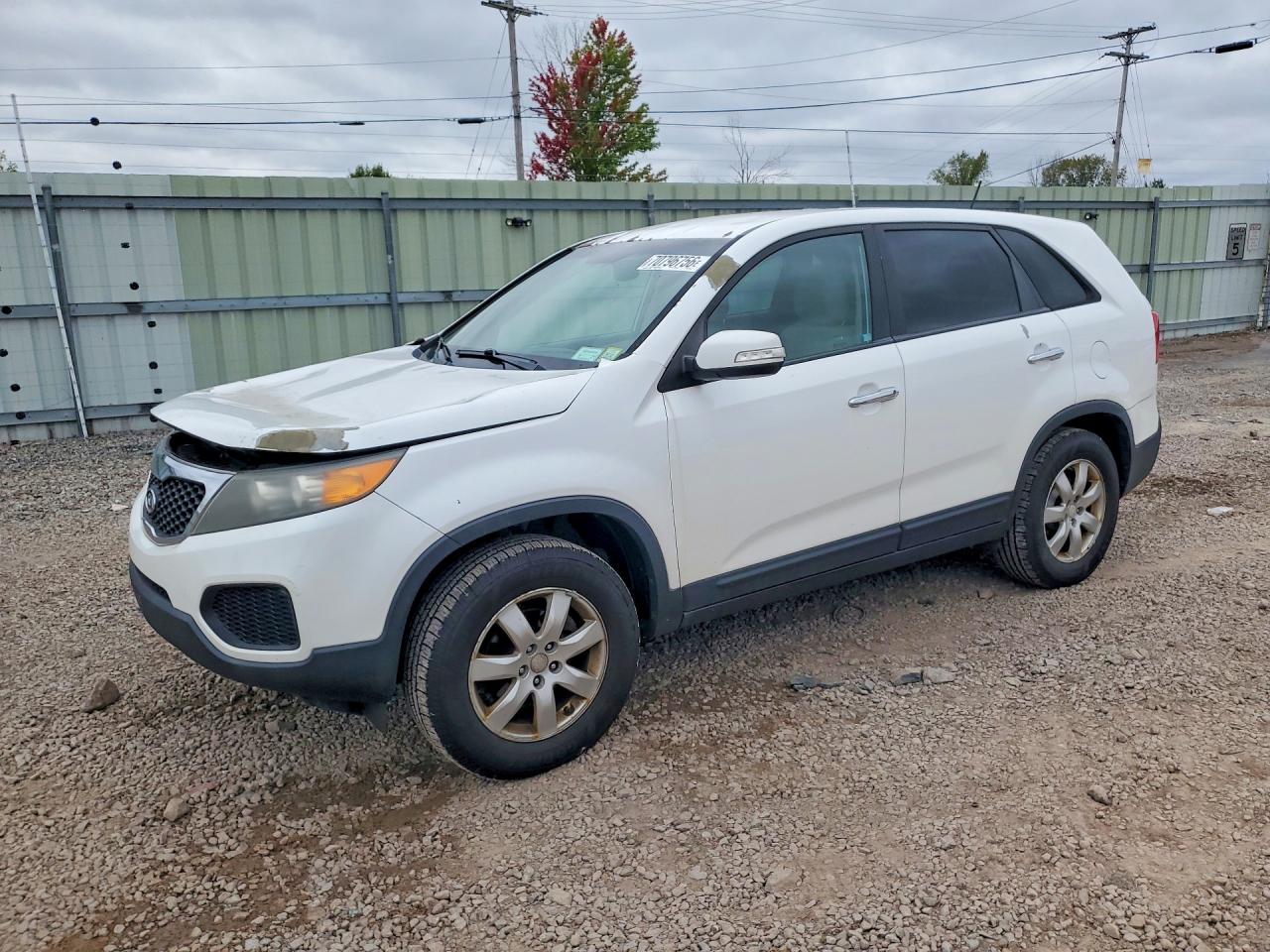 2011 KIA SORENTO LX | 5XYKT3A15BG005135 | UPCARS