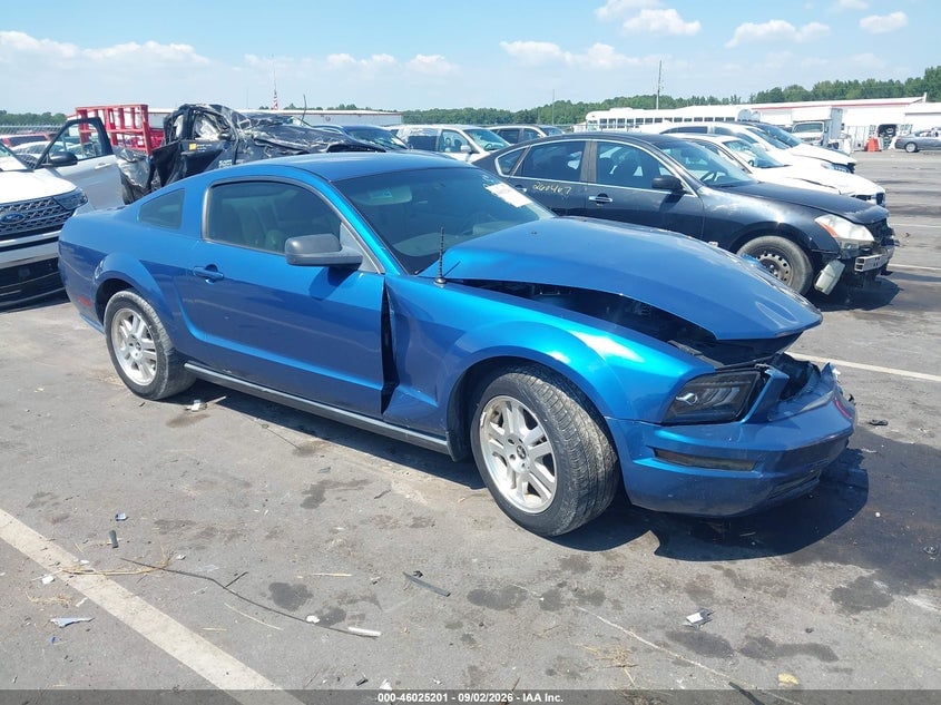 2005 FORD MUSTANG V6 DELUXE/V6 PREMIUM | 1ZVHT80N455248666 | UPCARS
