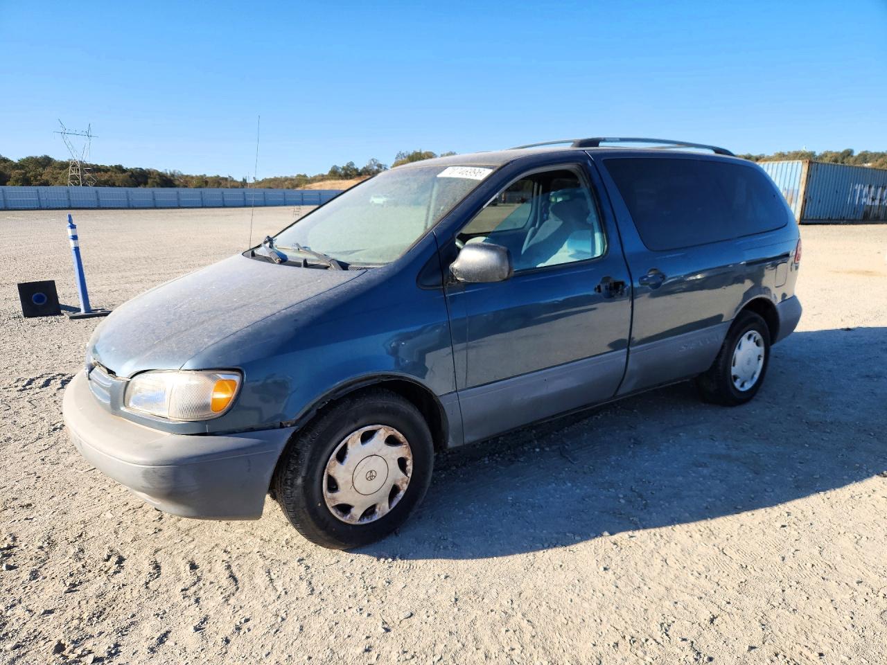 2000 TOYOTA SIENNA LE | 4T3ZF13C2YU186679 | UPCARS