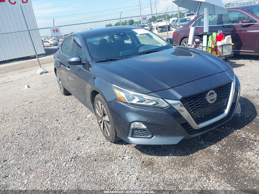 2021 NISSAN ALTIMA SV FWD | 1N4BL4DVXMN366575 | UPCARS
