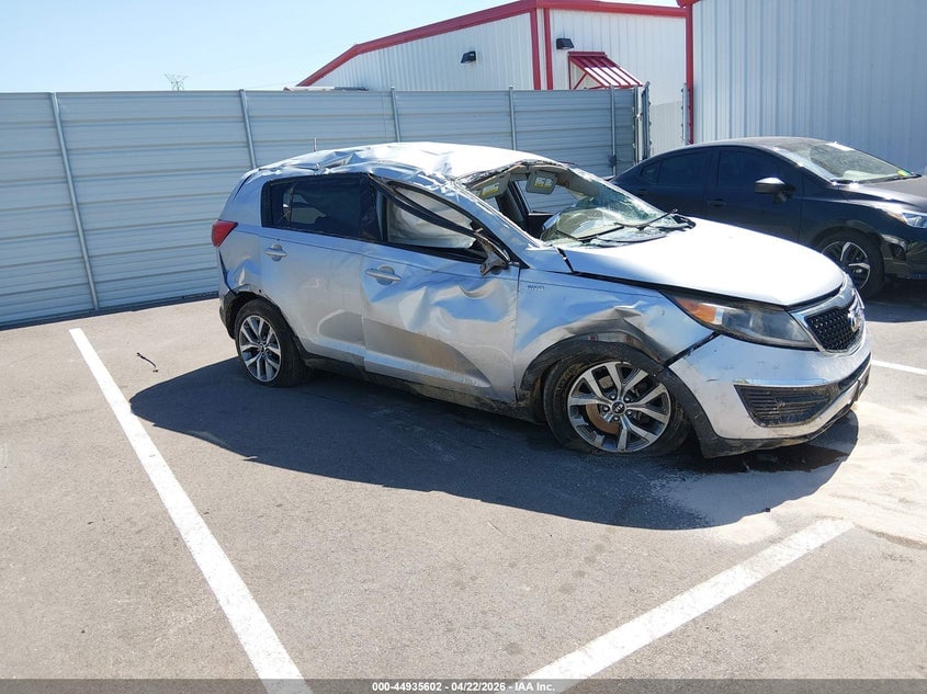 2016 KIA SPORTAGE LX | KNDPBCAC1G7832404 | UPCARS