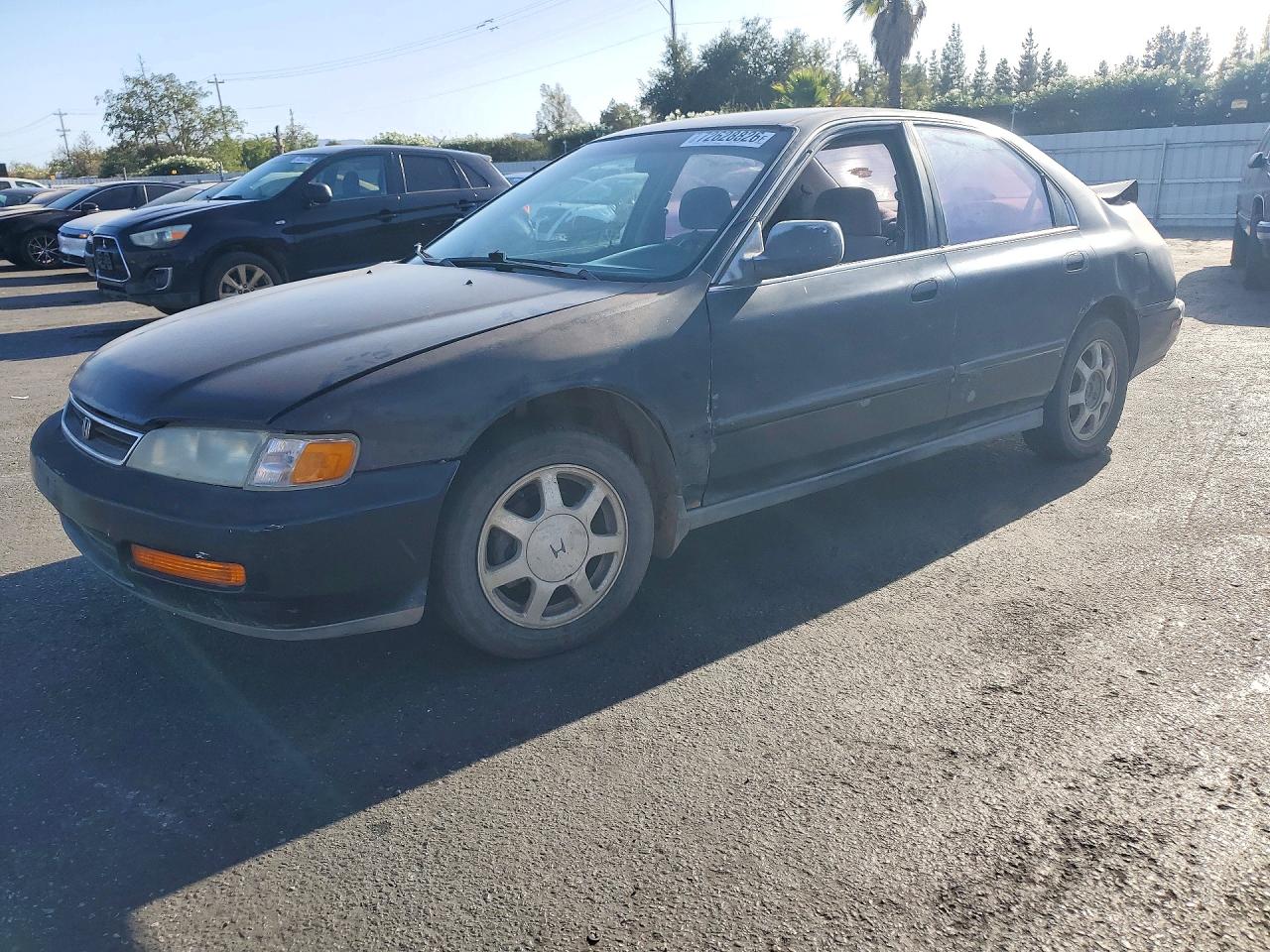 1997 HONDA ACCORD LX | 1HGCD5631VA230021 | UPCARS