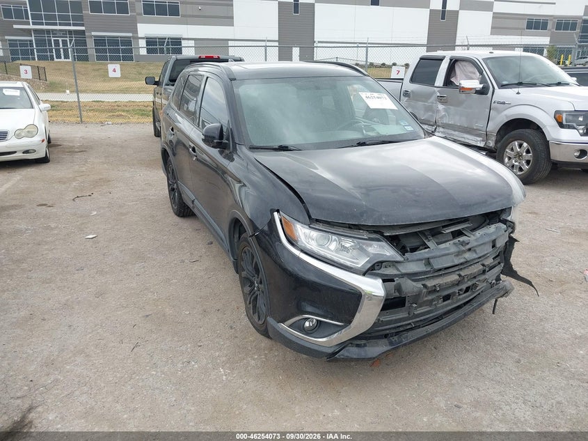 2018 MITSUBISHI OUTLANDER LE | JA4AZ3A35JZ022944 | UPCARS