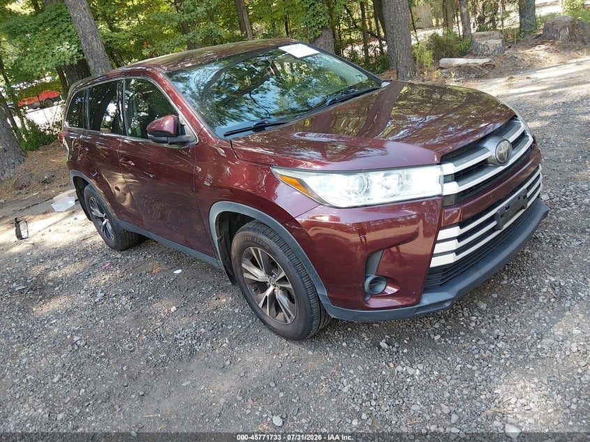 2019 TOYOTA HIGHLANDER LE | 5TDBZRFH4KS960633 | UPCARS