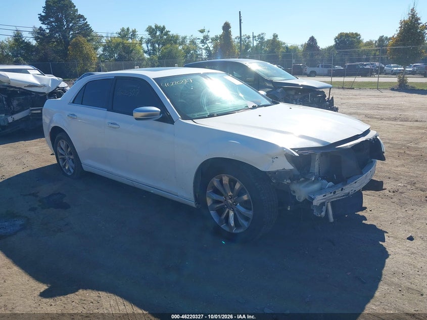 2015 CHRYSLER 300C PLATINUM | 2C3CCASG0FH873048 | UPCARS