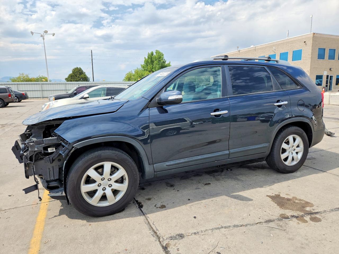 2012 KIA SORENTO LX | 5XYKT3A60CG257467 | UPCARS