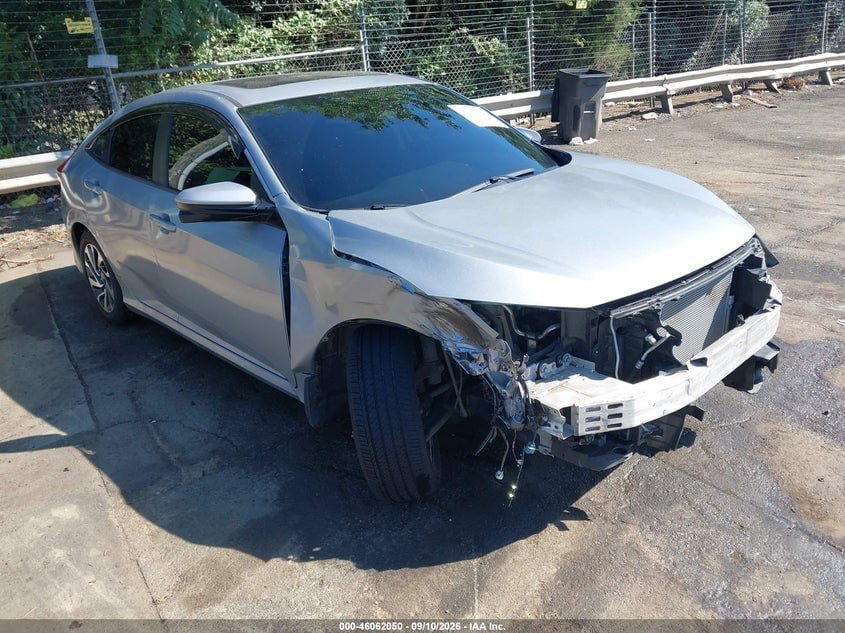 2018 HONDA CIVIC EX | 2HGFC2F71JH524905 | UPCARS