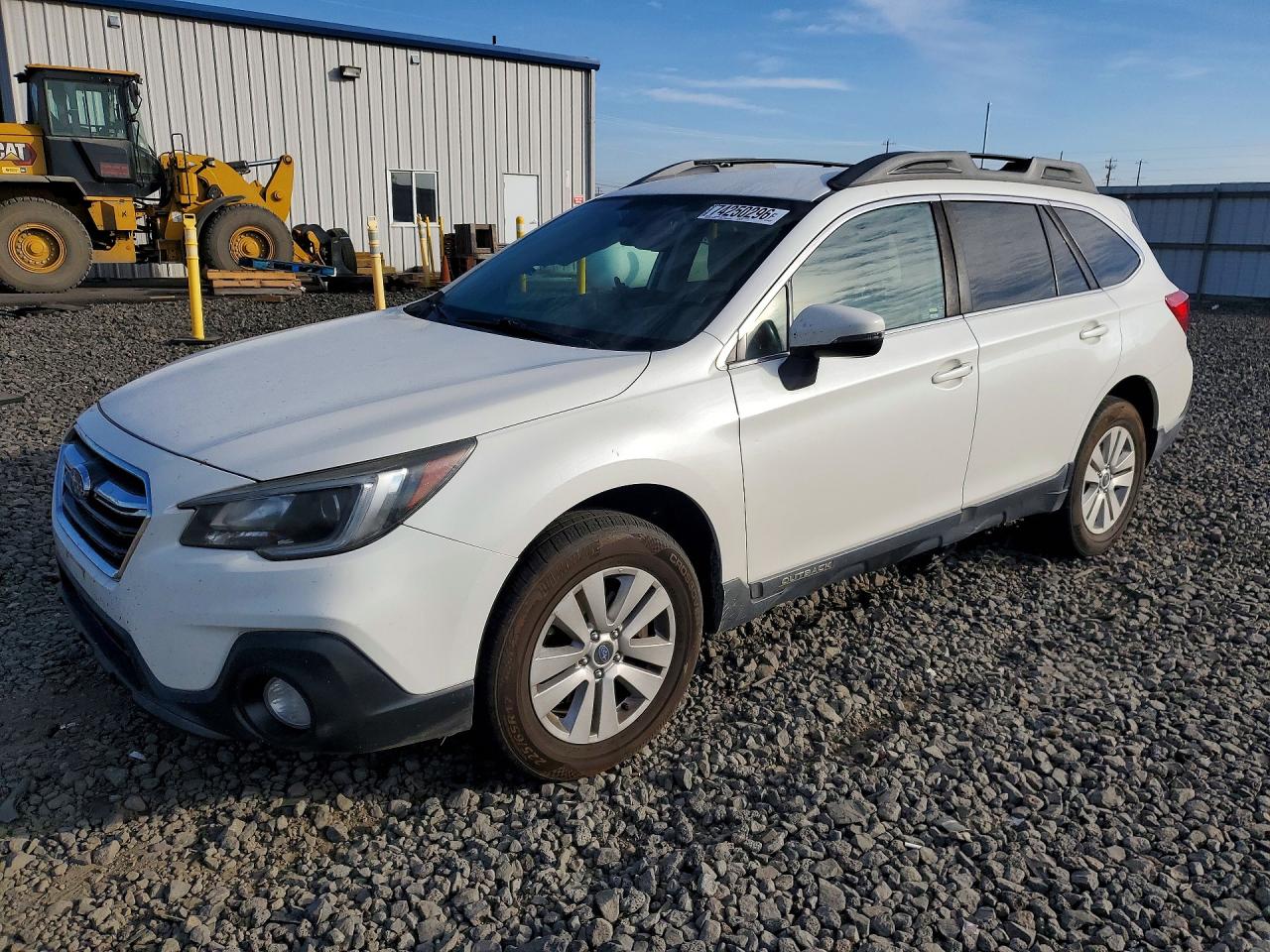 2018 SUBARU OUTBACK 2.5I PREMIUM | 4S4BSAFC3J3367108 | UPCARS