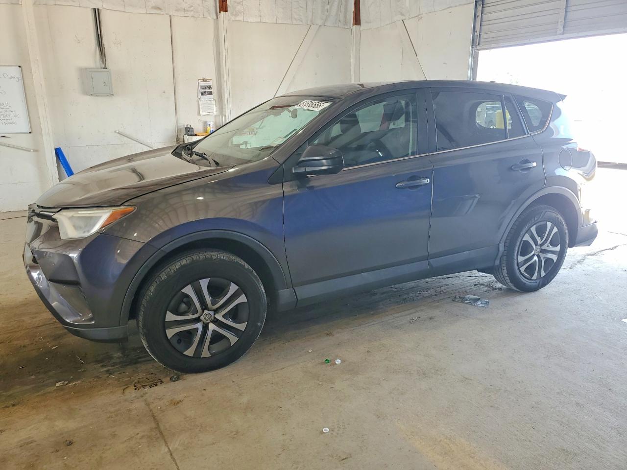 2018 TOYOTA RAV4 LE | 2T3ZFREV9JW485668 | UPCARS