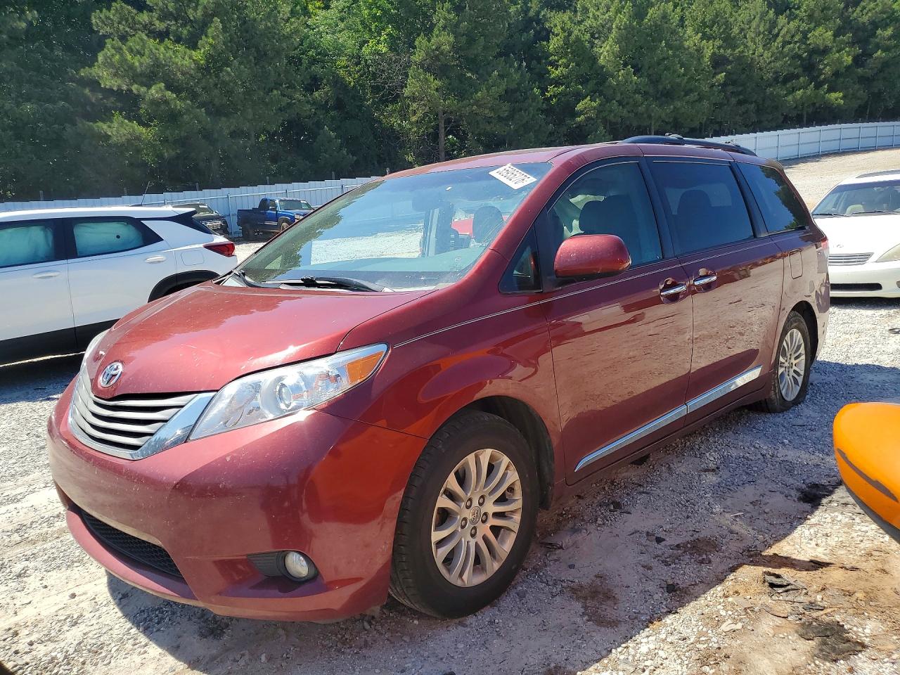 2014 TOYOTA SIENNA XLE 8-PASSENGER | 5TDYK3DC9ES465979 | UPCARS