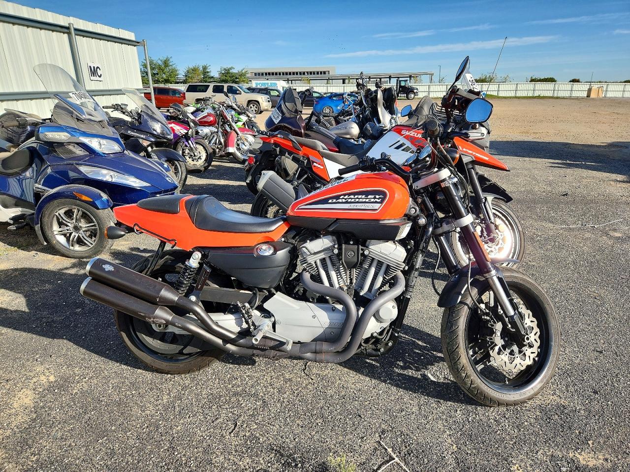 2009 HARLEY-DAVIDSON SPRTSTR120 | 1HD1LA6119K450418 | UPCARS