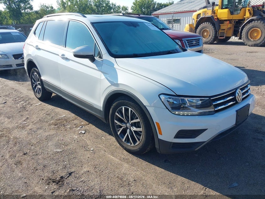 2018 VOLKSWAGEN TIGUAN 2.0T SE/2.0T SEL | 3VV2B7AX4JM047989 | UPCARS