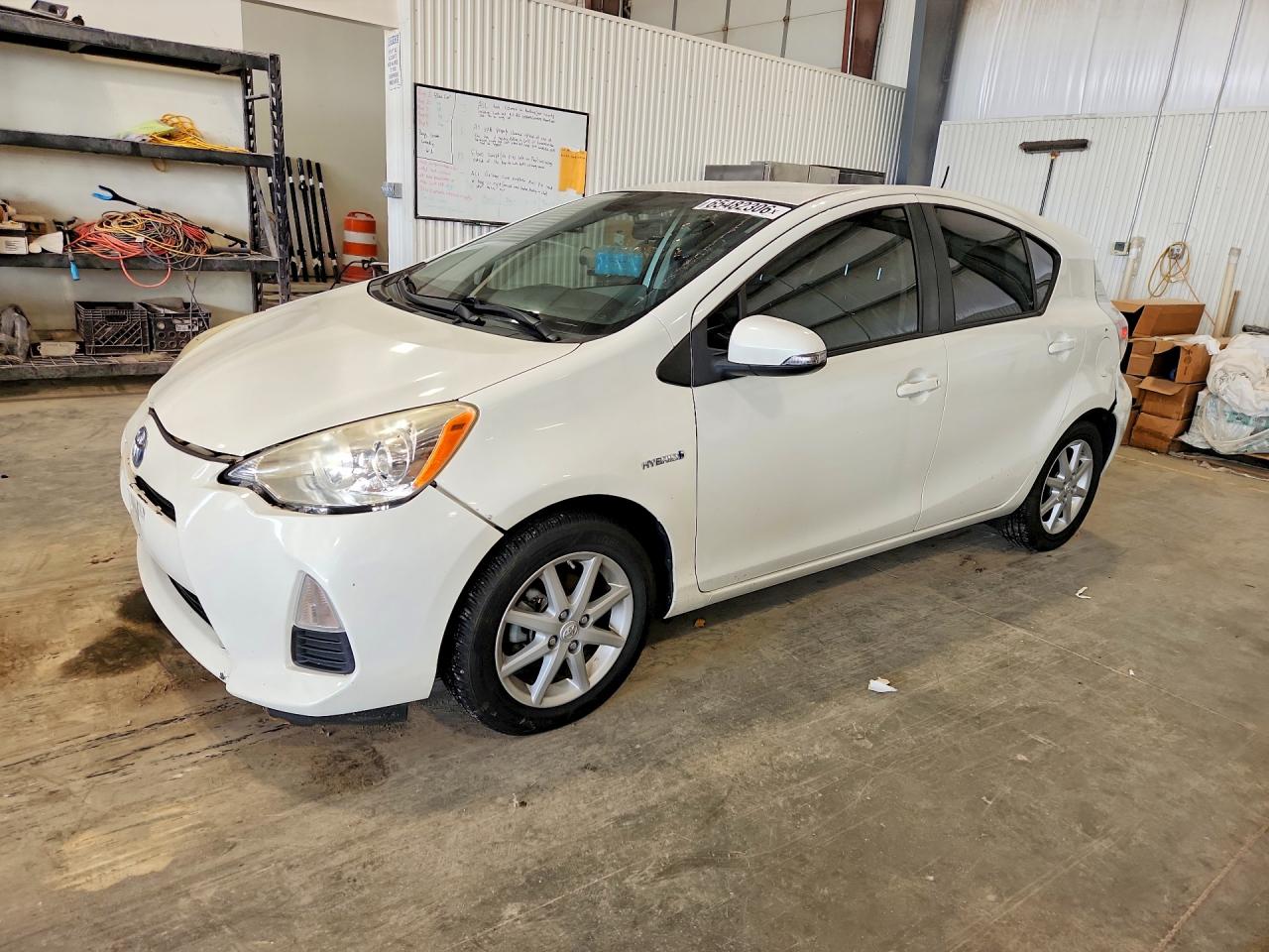 2014 TOYOTA PRIUS THREE | JTDKDTB30E1573049 | UPCARS