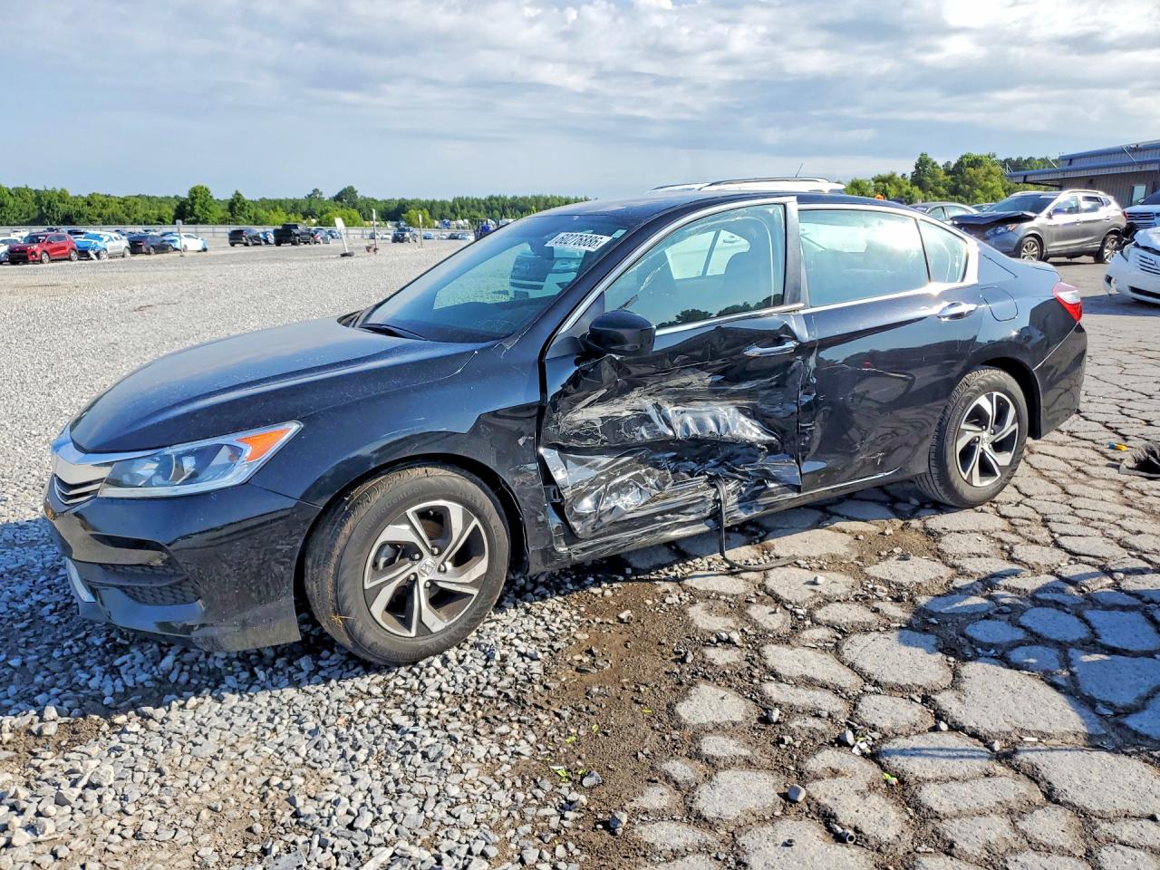 2017 HONDA ACCORD LX | 1HGCR2F33HA001781 | UPCARS