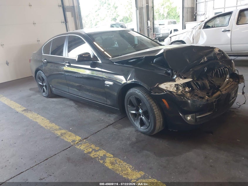 2012 BMW 528I XDRIVE | WBAXH5C55CDW10644 | UPCARS