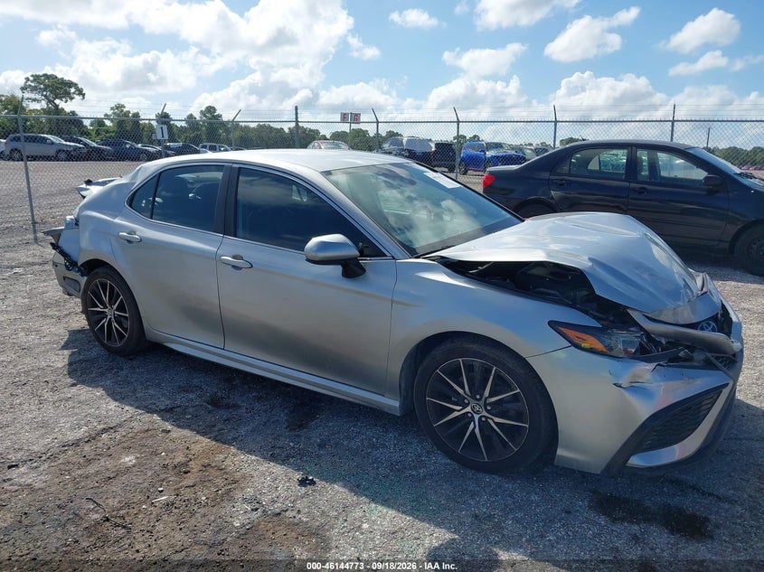 2021 TOYOTA CAMRY SE | 4T1G11AK6MU518528 | UPCARS