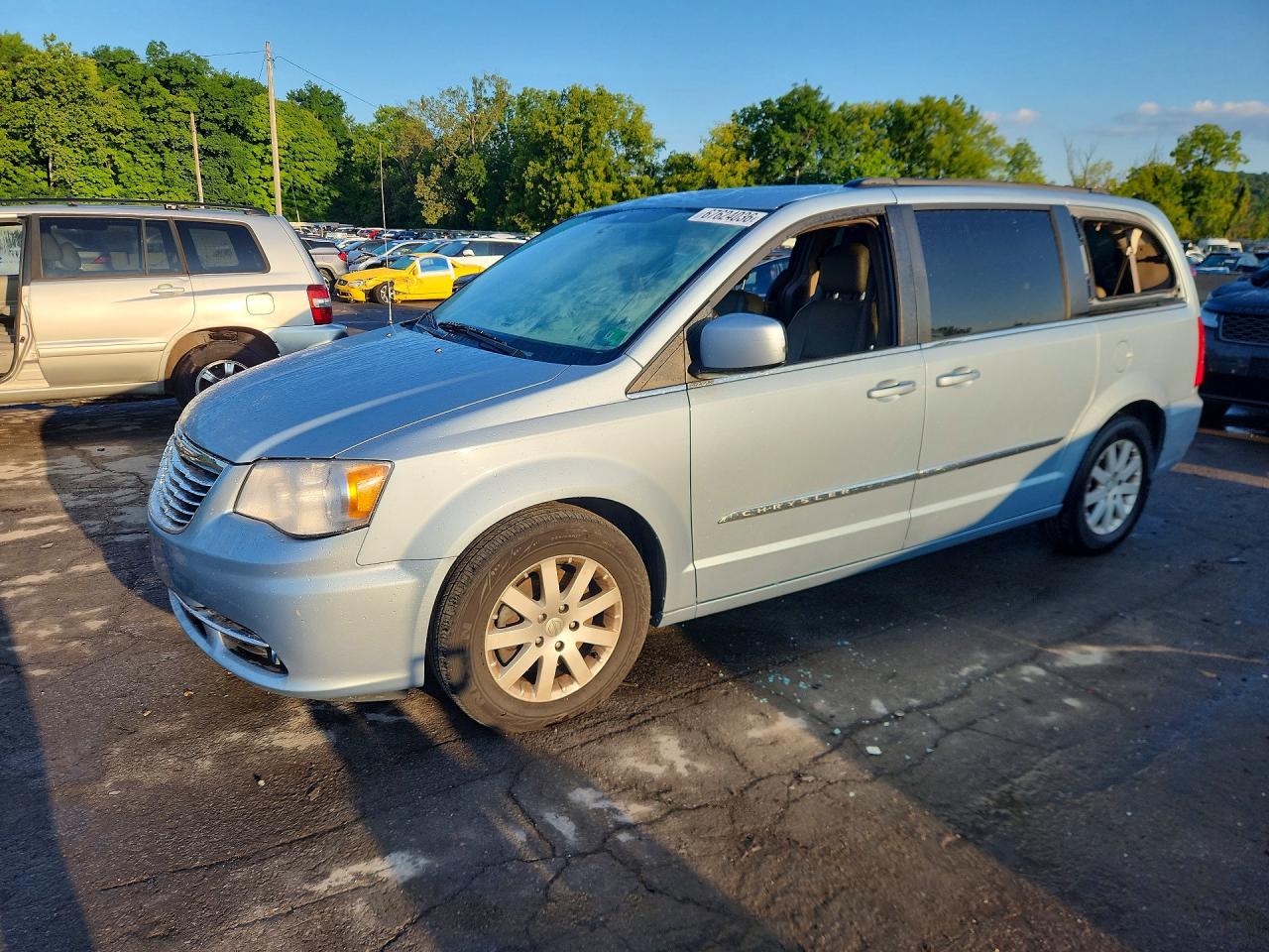 2013 CHRYSLER MINIVAN TOURING | 2C4RC1BG6DR564889 | UPCARS