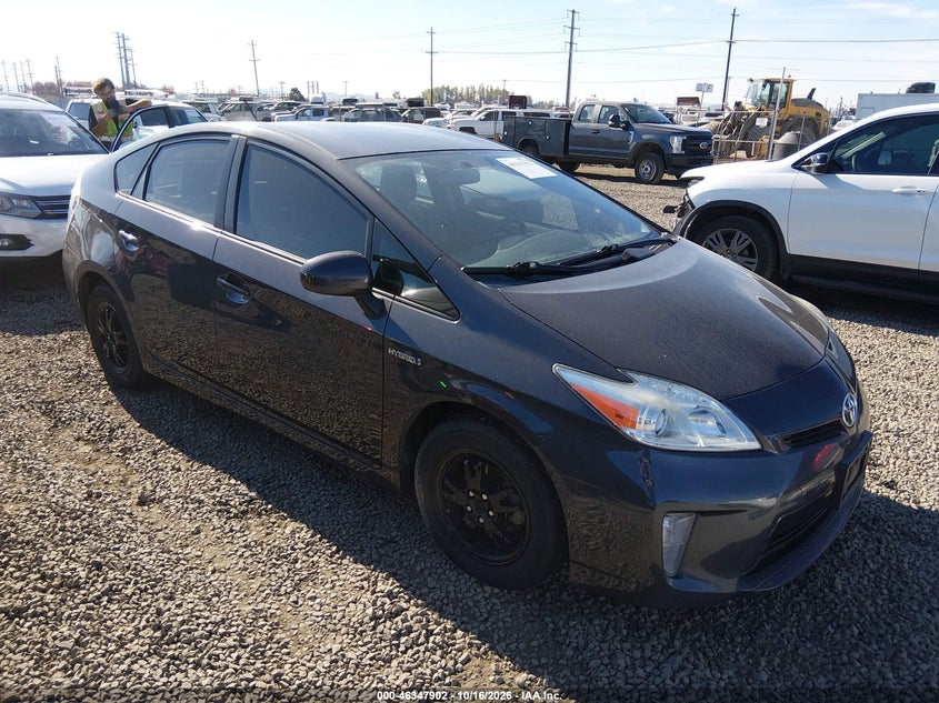 2014 TOYOTA PRIUS TWO | JTDKN3DU0E1755336 | UPCARS