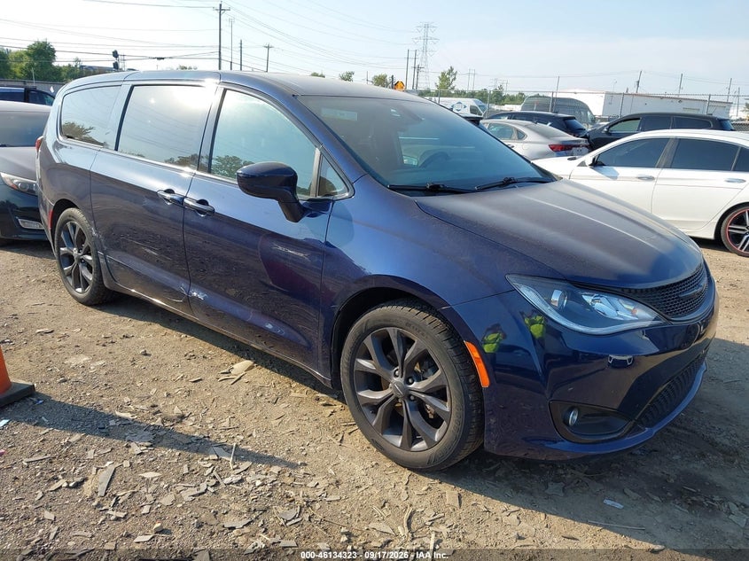 2019 CHRYSLER PACIFICA TOURING PLUS | 2C4RC1FG5KR742024 | UPCARS