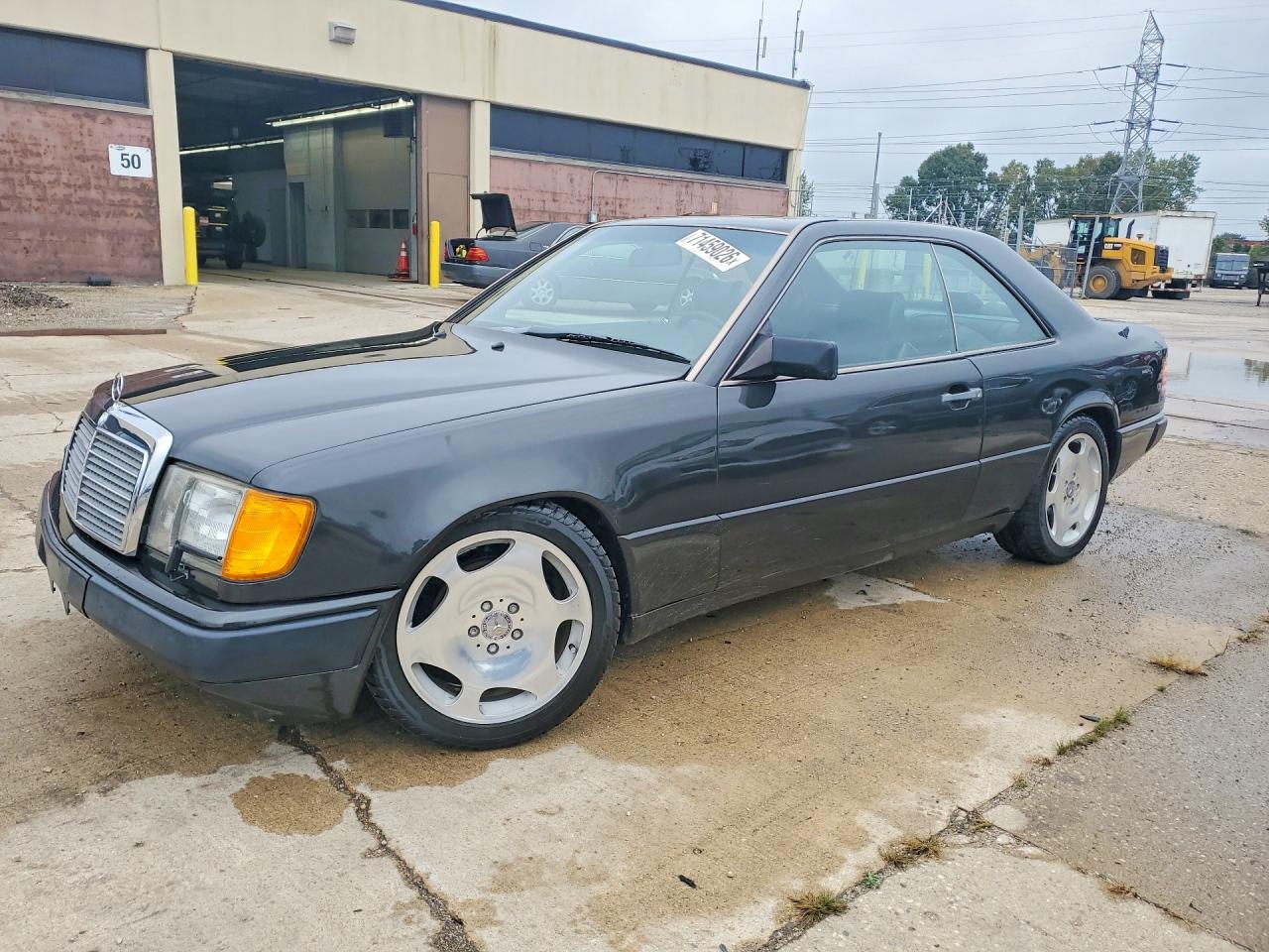 1989 MERCEDES-BENZ 300-CLASS CE | WDBEA50D6KB004417 | UPCARS