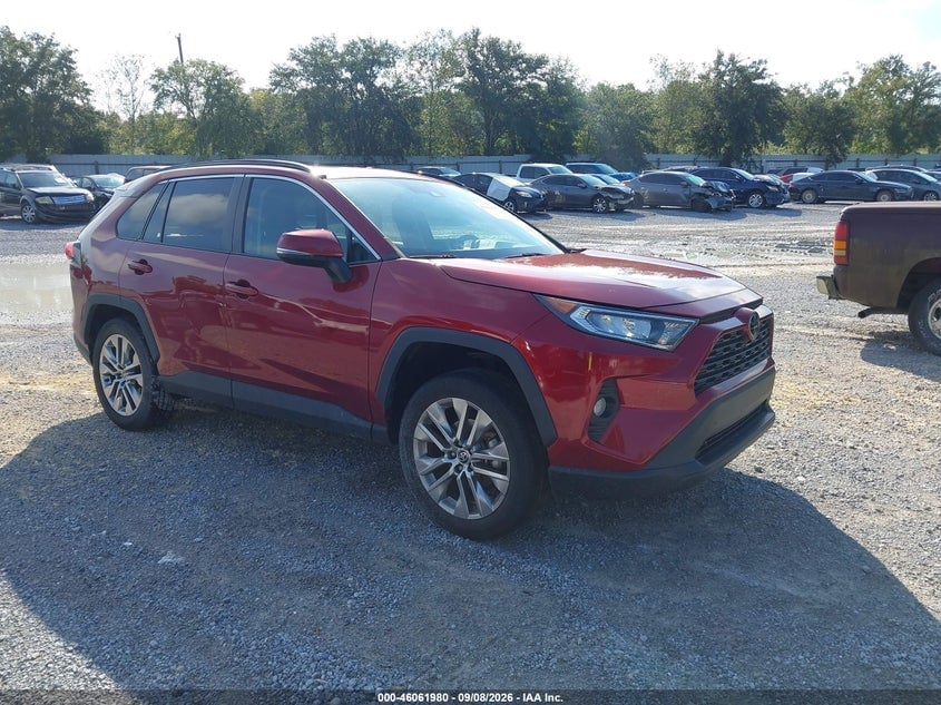 2021 TOYOTA RAV4 XLE PREMIUM | 2T3C1RFVXMW136302 | UPCARS