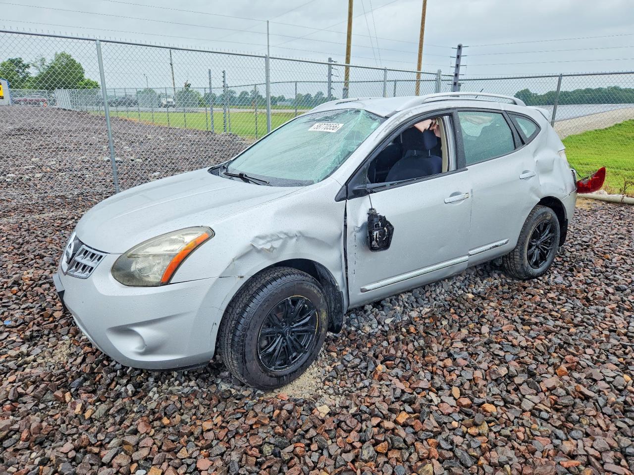 2015 NISSAN ROGUE S | JN8AS5MV3FW252711 | UPCARS