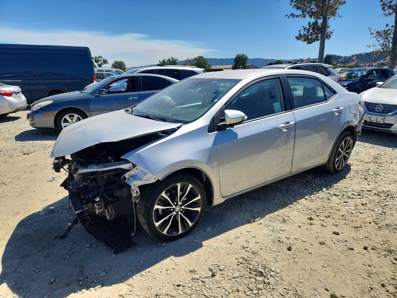 2019 TOYOTA COROLLA SE | 5YFBURHEXKP882336 | UPCARS