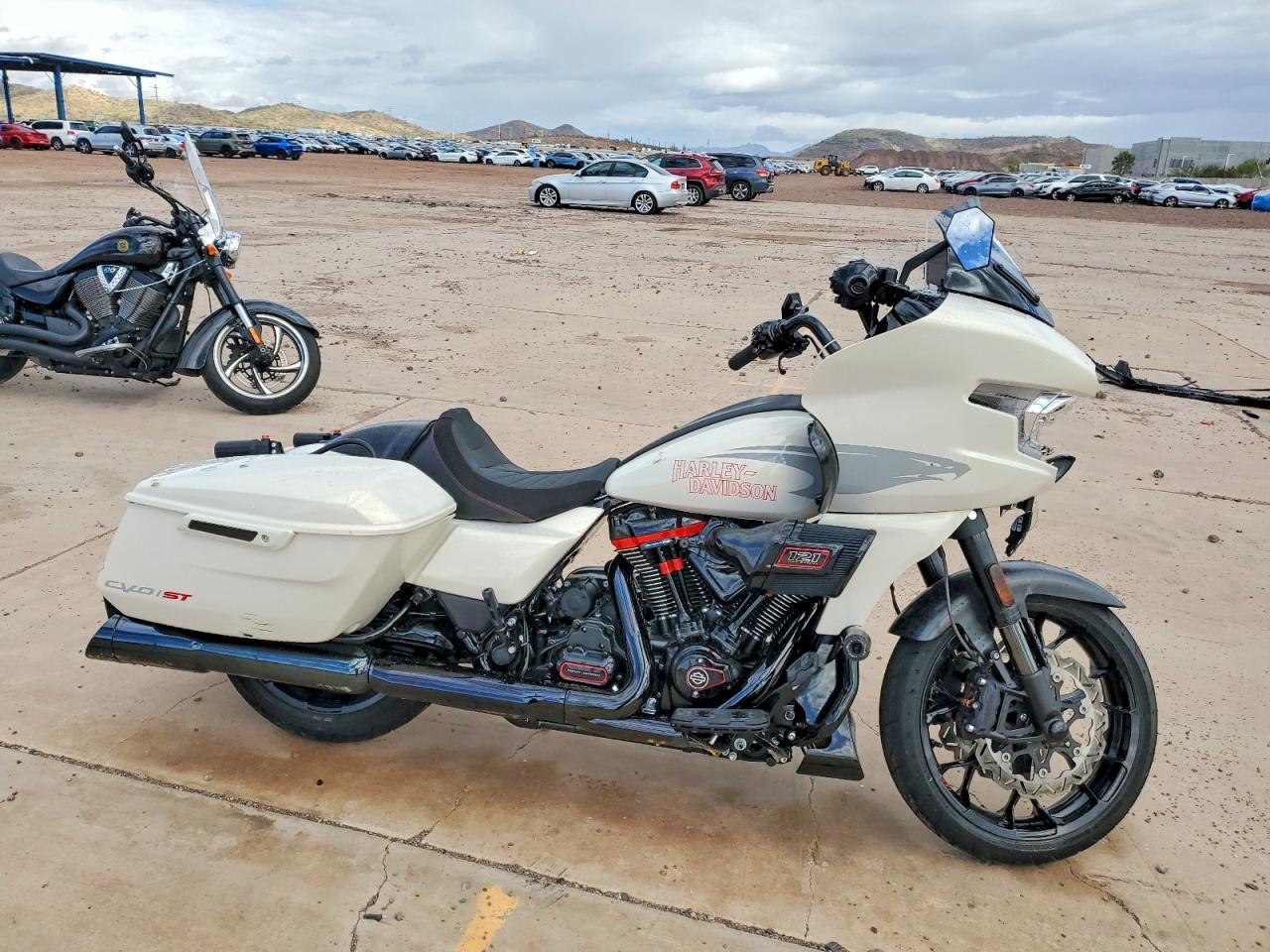 2024 HARLEY-DAVIDSON FLTRXSTSE | 1HD1TL817RB962497 | UPCARS