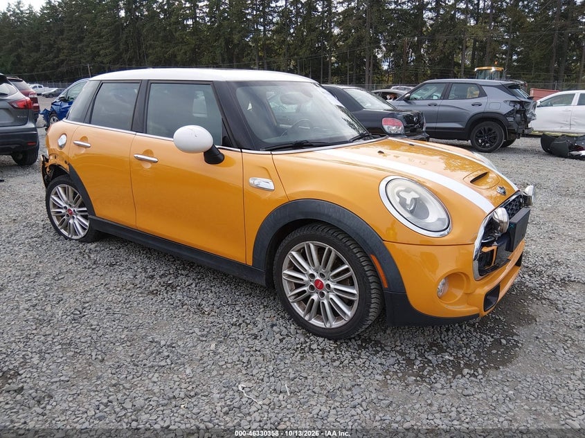 2016 MINI HARDTOP COOPER S | WMWXU3C52G2B63484 | UPCARS