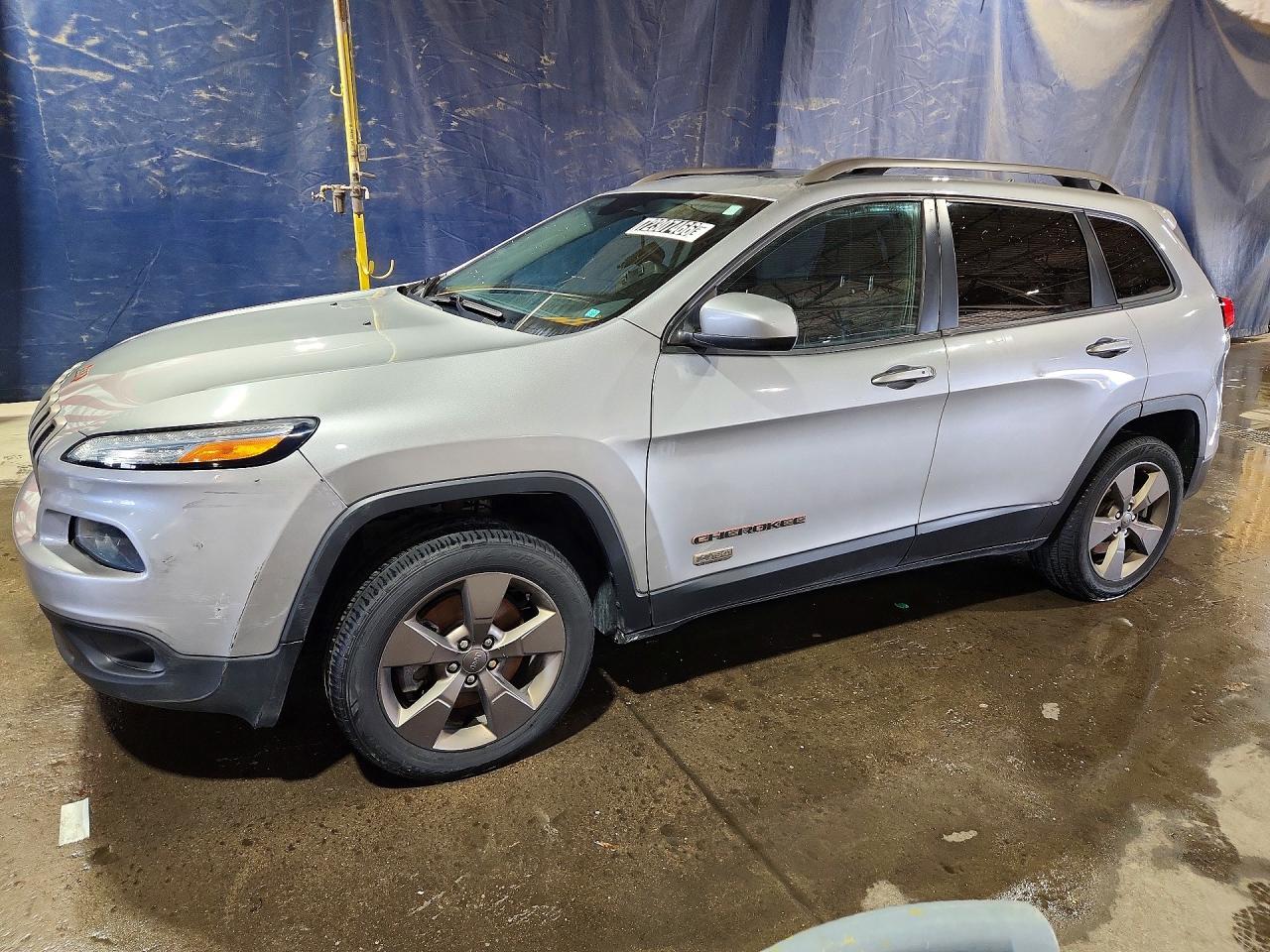 2016 JEEP CHEROKEE LATITUDE | 1C4PJMCB7GW305549 | UPCARS