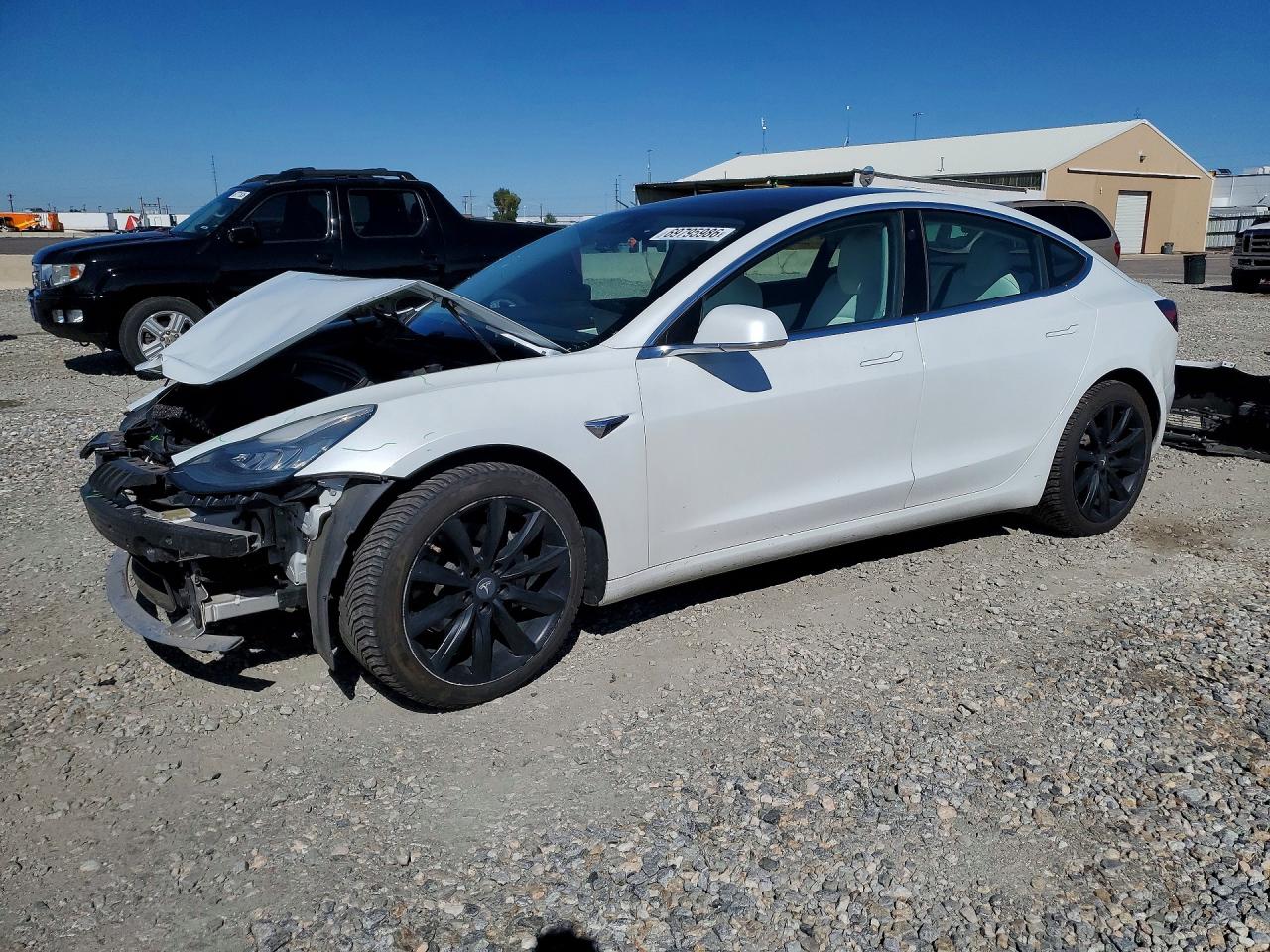 2018 TESLA MODEL 3 | 5YJ3E1EB7JF134716 | UPCARS