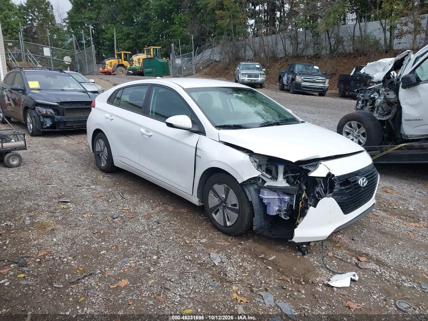 2019 HYUNDAI IONIQ HYBRID BLUE | KMHC65LC0KU114375 | UPCARS