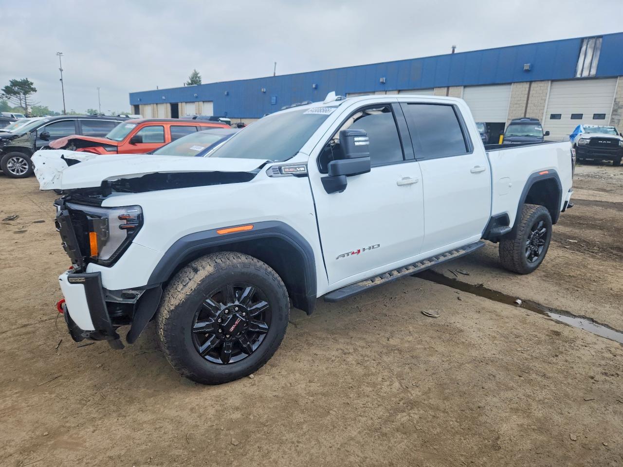 2026 GMC SIERRA K2500 AT4 | 1GT4UPE7XTF237603 | UPCARS