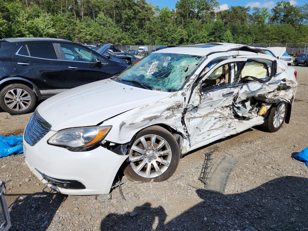 2014 CHRYSLER 200 LIMITED | 1C3CCBCG6EN158124 | UPCARS